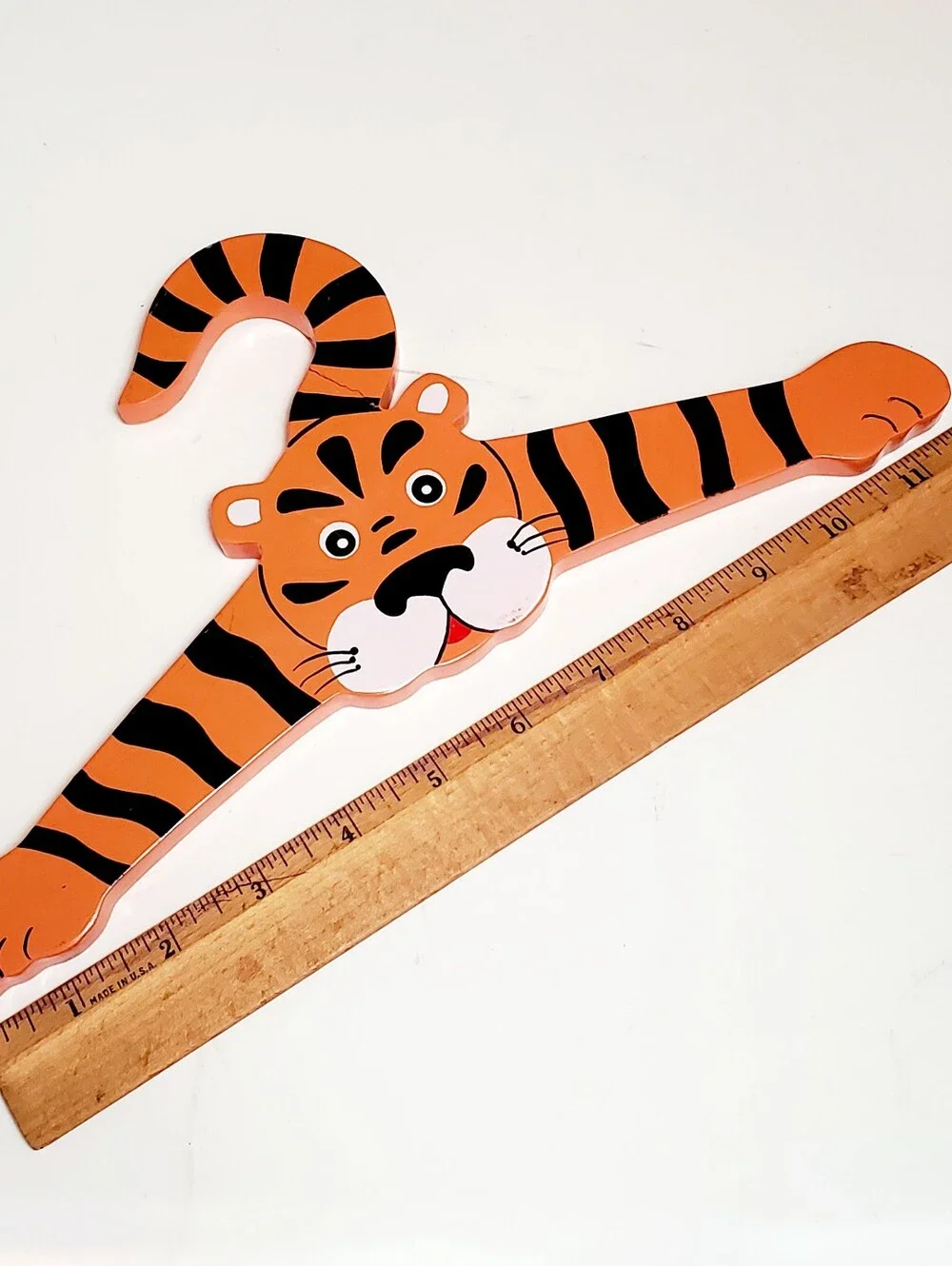 Lion and Tiger 2 Piece Wooden Handpainted Nursery Hanger Set